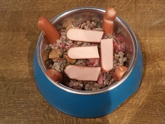 Die 3 aus Würstchen - Mihu im Paradies