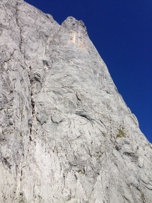 Der Däumling mit seiner Ostkante; 2.322 m