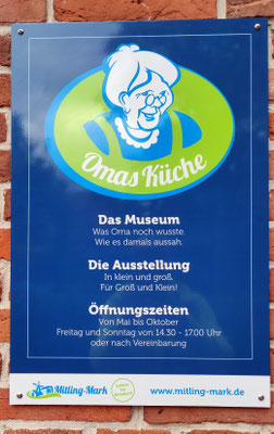 Die Ausstellung - in klein und groß. Für Groß und Klein. Echt sehenswert! 