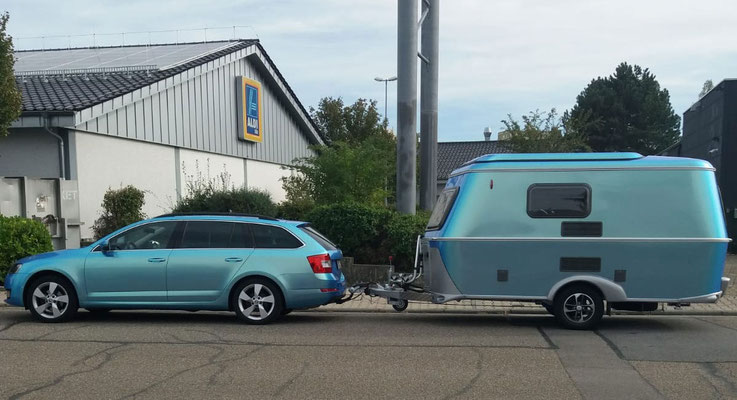 Vollfolierung Skoda und Eriba Wohnwagen
