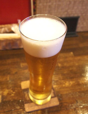 ダイニングバー・シロクマの生ビール