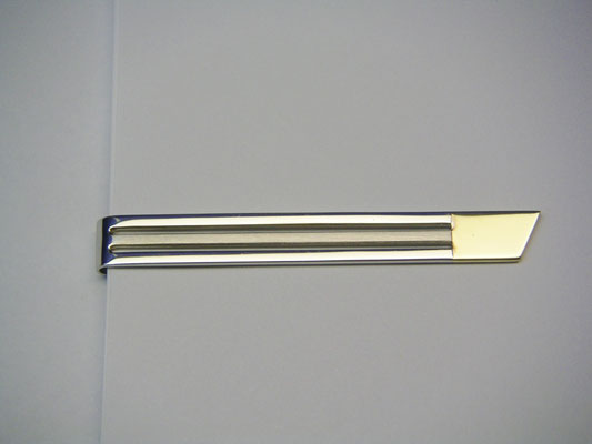 Krawattennadel aus 925er Sterlingsilber und 585er Gelbgold