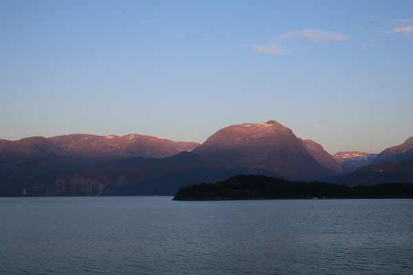 Abends: Rosa Nicht-Satt-Seh-Panorama