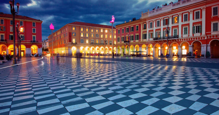 Place MAssena, the very centre of Nice, now completely pedestrian