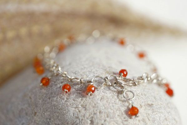 Karneol auf Sterlingsilber, 21cm     €74