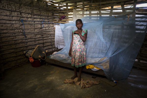 Girls school dropout - Ghana © François Struzik - simply human 2018