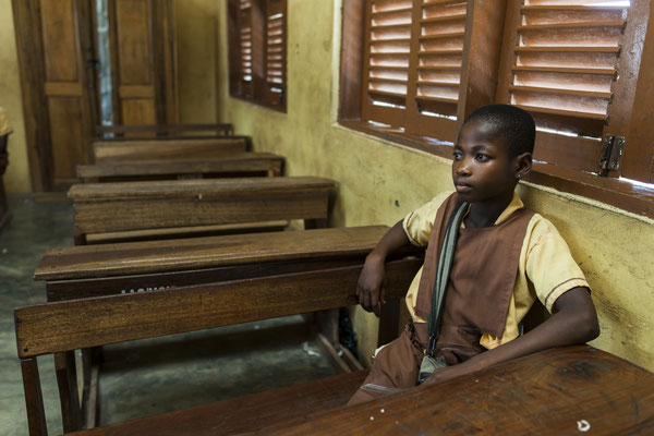 Girls school dropout - Ghana © François Struzik - simply human 2018