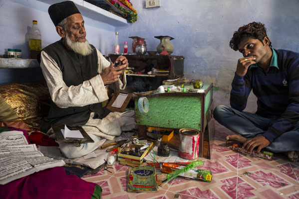 A journey in the land fo shrines - Uttar Pradesh India - © François Struzik - simply human 2016