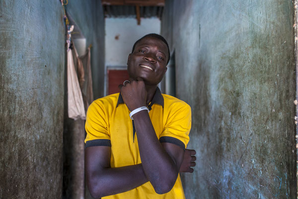 Images adolescentes - "Les Passeurs du réel" © François Struzik - simply human - Benin