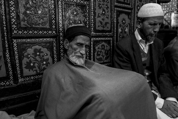 Shrine culture in Kashmir - (Indian Ad. Kashmir / J&K India) - © François Struzik - simply human 2023