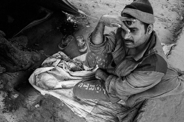 A journey in the land fo shrines - Uttar Pradesh India - © François Struzik - simply human 2016
