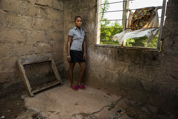 Girls school dropout - Ghana © François Struzik - simply human 2018