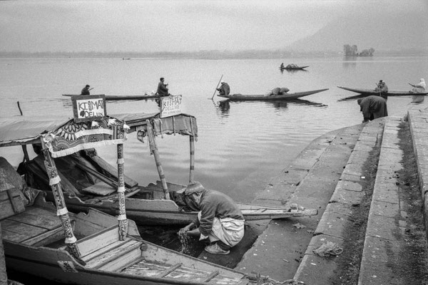 Shrine culture in Kashmir - (Indian Ad. Kashmir / J&K India) - © François Struzik - simply human 2010-2013