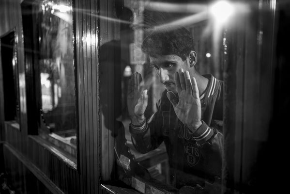 Shrine culture in Kashmir - (Indian Ad. Kashmir / J&K India) - © François Struzik - simply human 2023