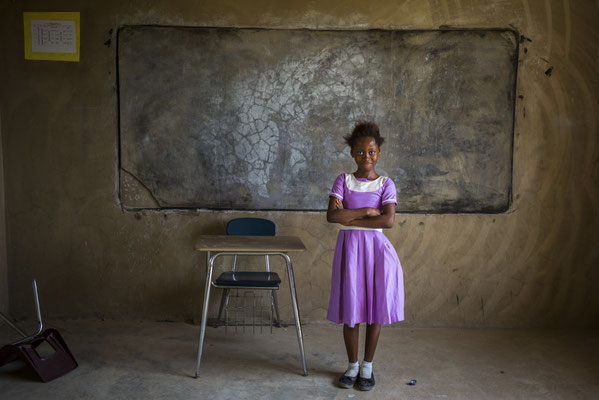 Girls school dropout - Ghana © François Struzik - simply human 2018