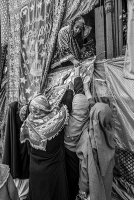 Shrine culture in Kashmir - (Indian Ad. Kashmir / J&K India) - © François Struzik - simply human 2023