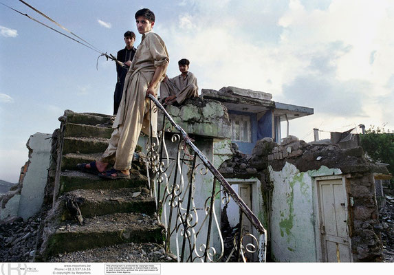 Earthquake in Kashmir - (Pak. Ad.) Kashmir ) Azad Kashmir - Pakistan © François Struzik - simply human 2006
