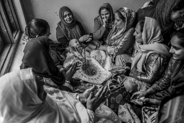 Shrine culture in Kashmir - (Indian Ad. Kashmir / J&K India) - © François Struzik - simply human 2023