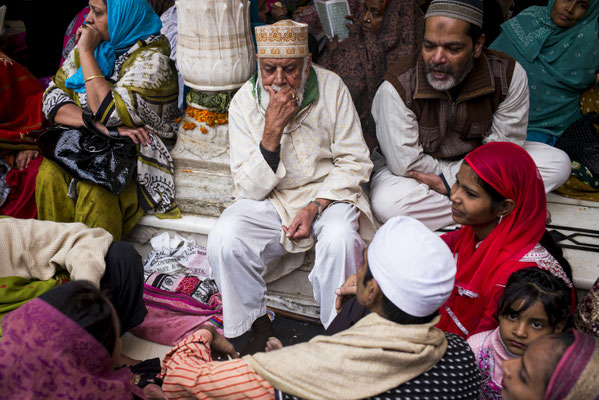 Nizzamudin Aulya - Delhi India - © François Struzik - simply human 2015