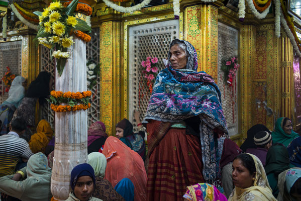 Nizzamudin Aulya - Delhi India - © François Struzik - simply human 2015