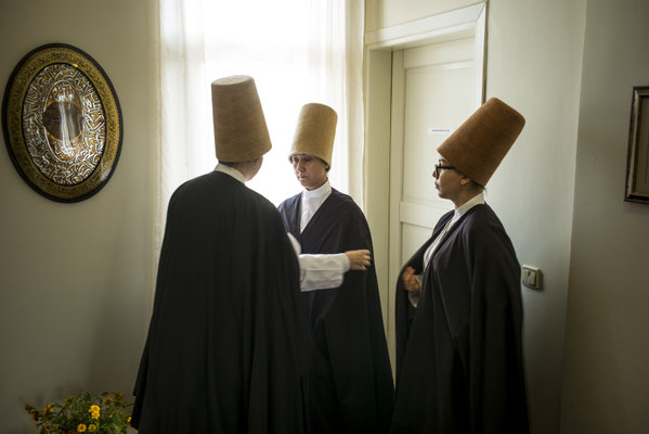 The heirs of Rumi- Istanbul Turkey - © François Struzik - simply human 2015