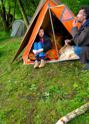 Homeless people camping in Charleroi - Belgium © François Struzik - simply human 2007