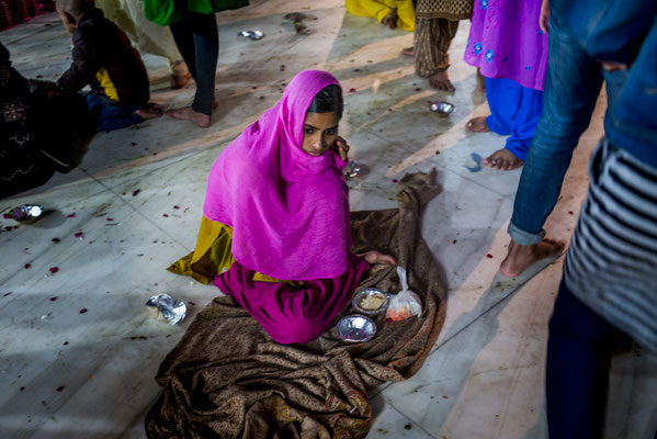 Nizzamudin Aulya - Delhi India - © François Struzik - simply human 2015