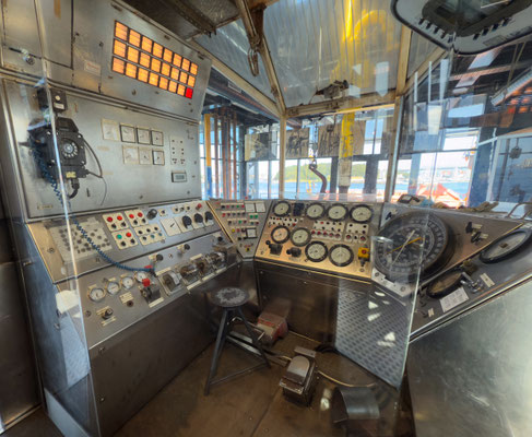 Früherer Arbeitsplatz des Bohrmeisters auf einer Ölplattform