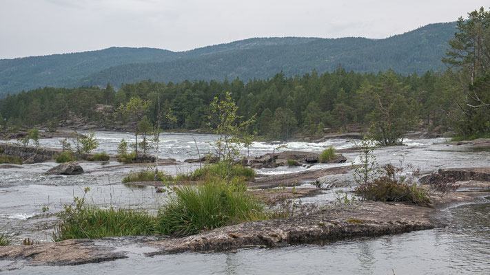 Am Fluss Otra, nördlich von Evje