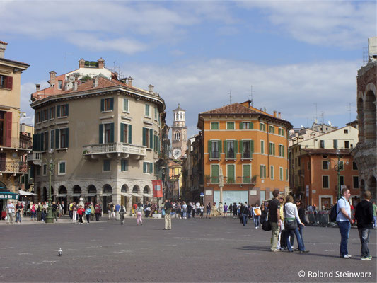 Piazza Bra an der Arena von Verone