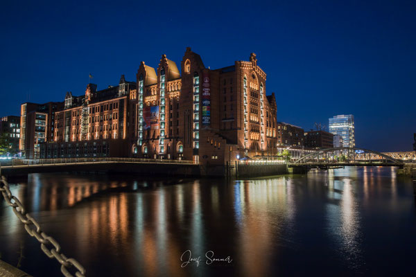 Hamburg bei Nacht