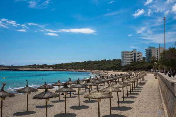 Strand mit Blick auf unser Hotel Iberostar