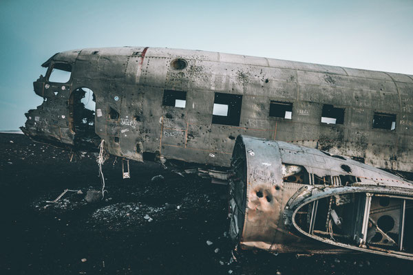 Island Iceland Plane Wreck Wrack DC-3 Solheimasandur