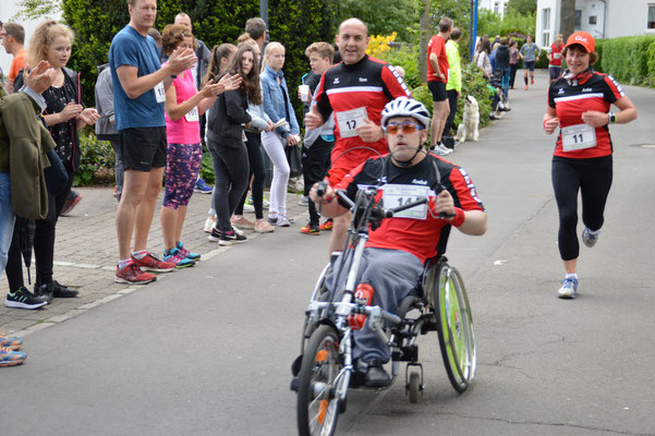 21.05.2017: 25. Attendorner Citylauf // Foto: Joachim Hoberg