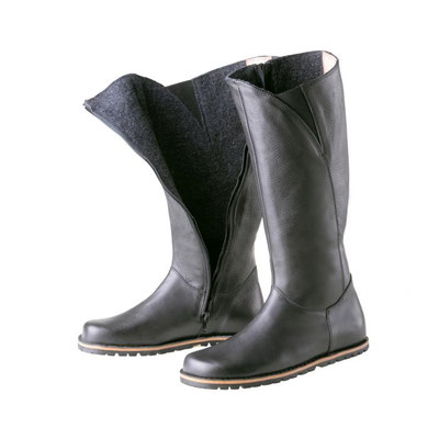 Warmer Wind in soft black 295,-€
