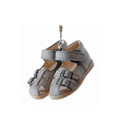 GN Sandale in flachs 85,-€ Schuhgröße 19 bis 26