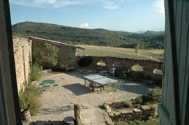 Yoga for family in south France