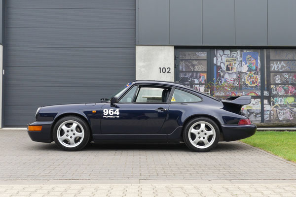 Porsche 964 Carrera 4