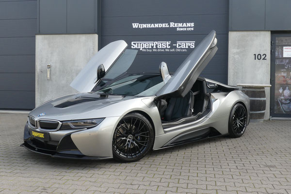 2019 BMW i8 Roadster