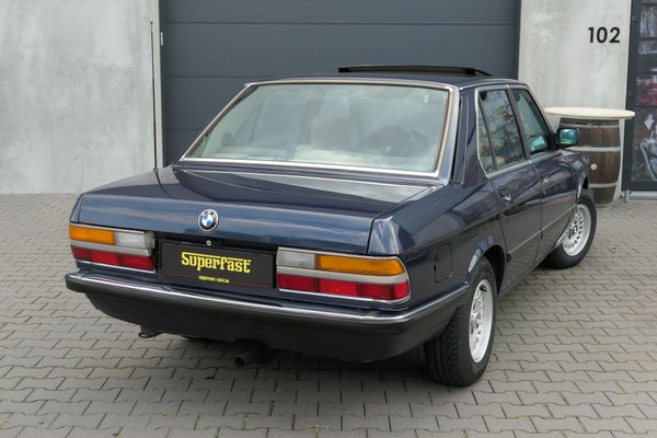 BMW 520i