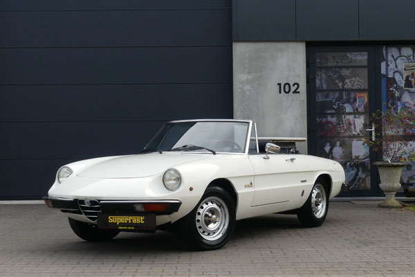 Alfa Romeo Spider 1600 Junior