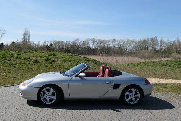 Porsche Boxster zilver rood