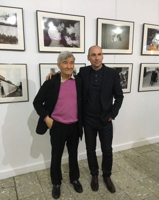 Mit Vladimir Sychev bei der Ausstellung "Тьма und Licht" im Russischen Haus der Wissenschaft und Kultur