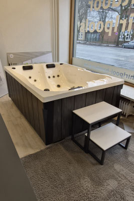Whirlpool für 2 Personen