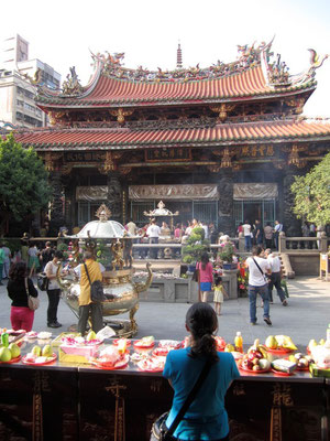 LongShan Temple