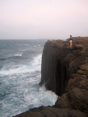 Zsu on a cliff