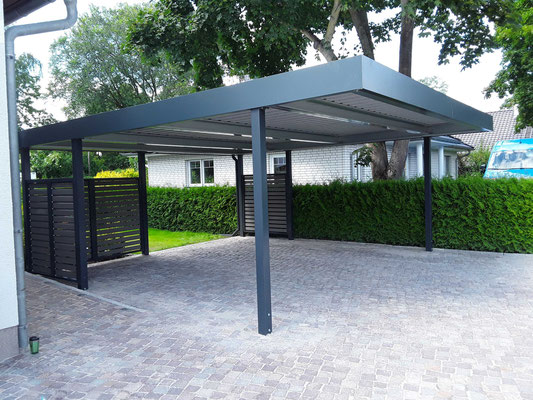 Beispiel-Nr. ST-28   Stahl-Doppelcarport mit  Rhombus-Wänden im Farbton Granit