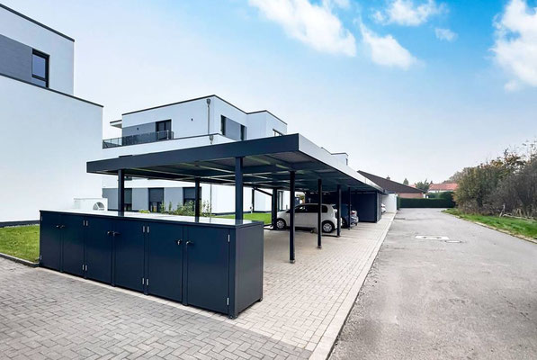 Beispiel-Nr. STRC40  Stahl Design Reihencarport im Standardton Anthrazit, plus 2-Rad Raum