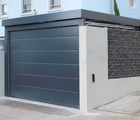 Beispiel-Nr. CG2 Einzel-Carportgarage mit Sektionaltor, Seitenwände bauseitig durch Bauherrschaft angelegt