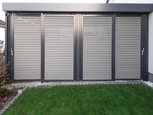 Fotobeispiel-Nr. Si27   BOSTON Gerätehaus, hier Ausstattung mit 2 Schiebetür-Elementen. Fassade mit WPC (nicht mehr lieferbar!)